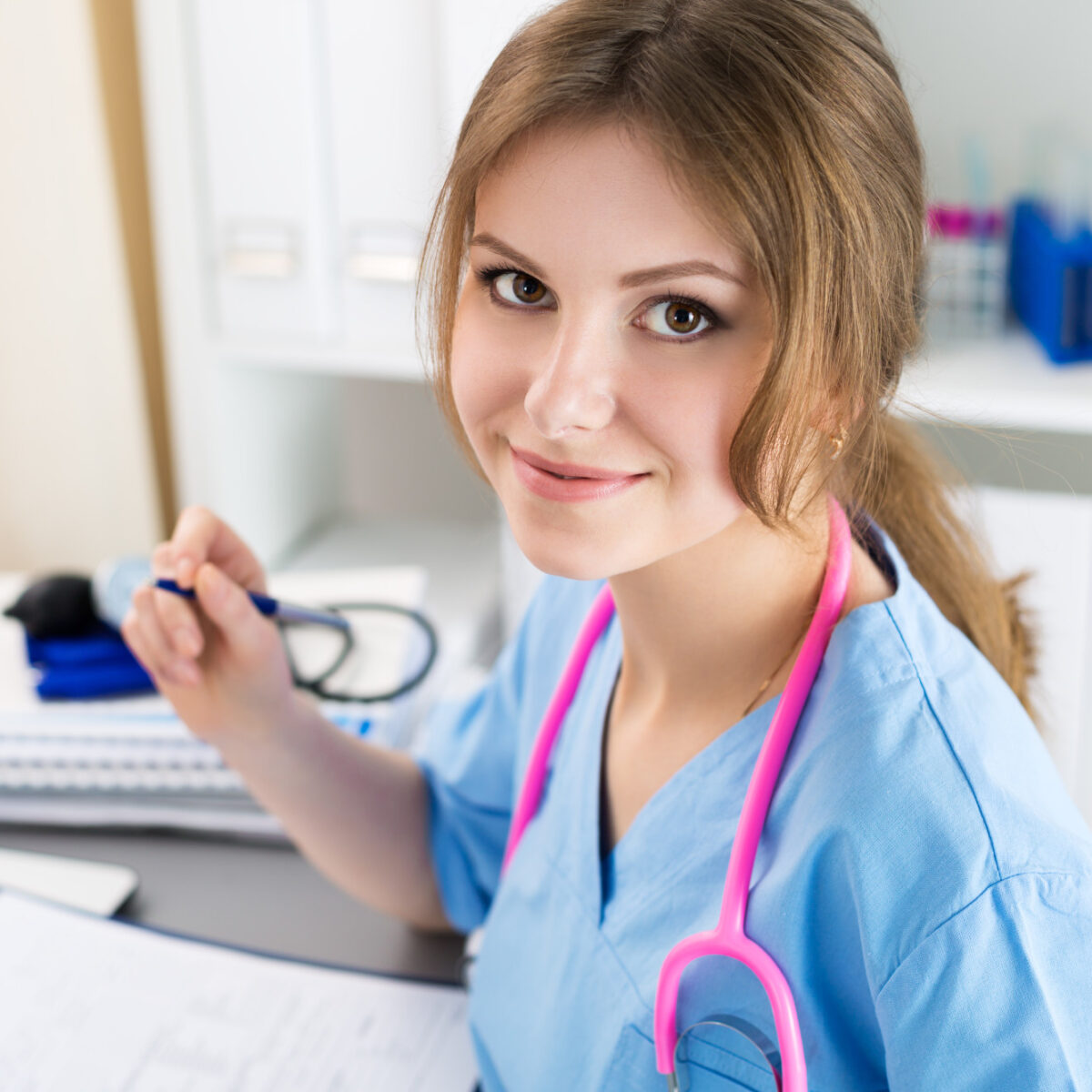 What Is a Medical Assistant? Job Description and Outlook - InterCoast  Colleges