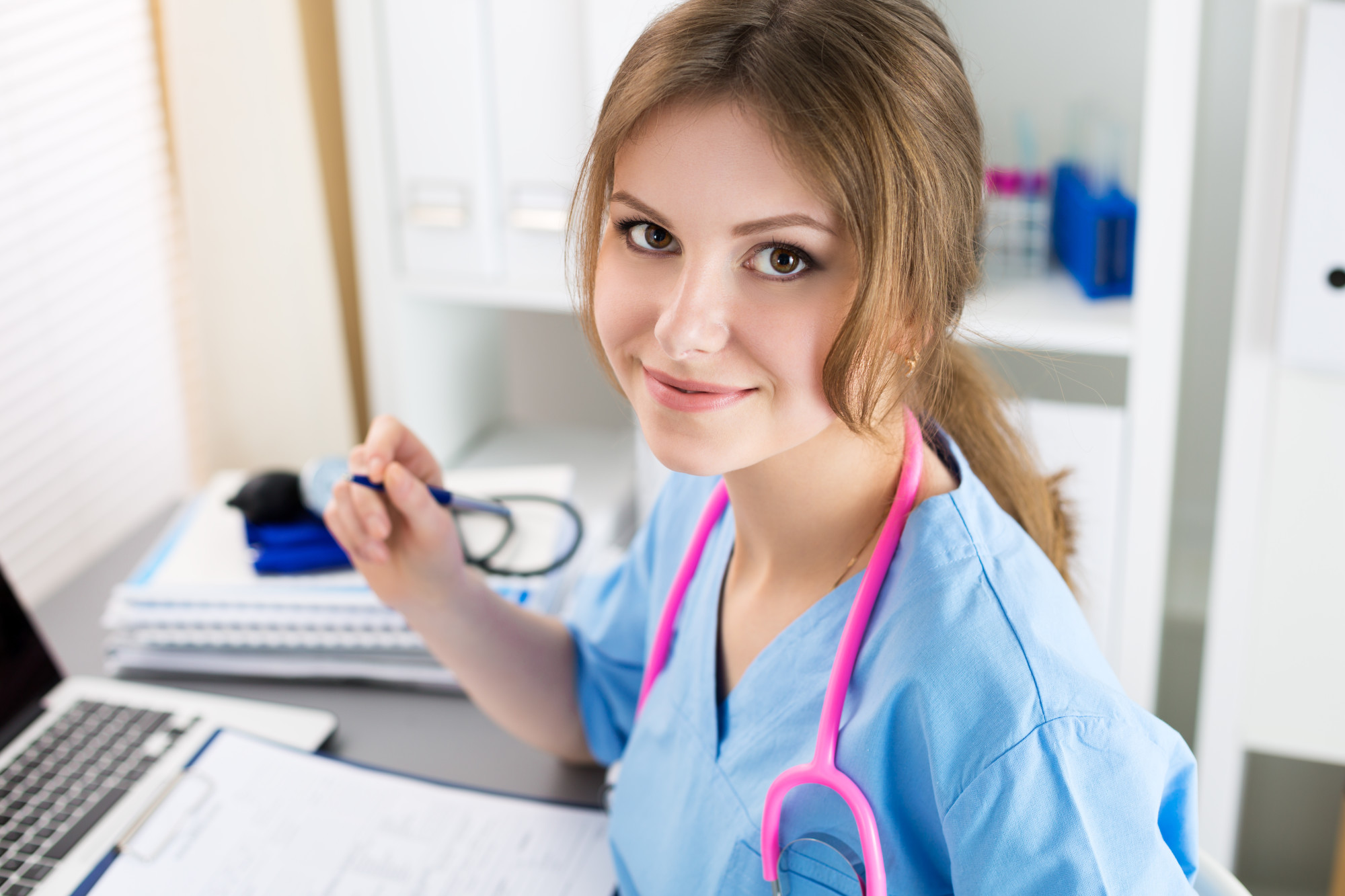 medical office assistant qualifications